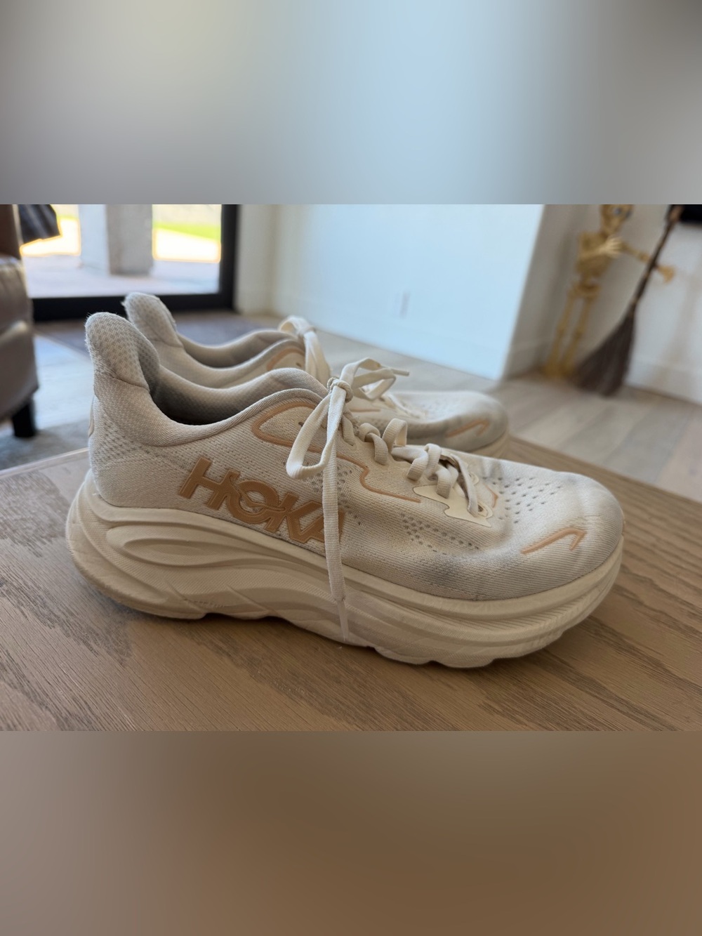 HOKA Clifton 10 Cream Rose Gold Running Shoes Women’s Size 8B